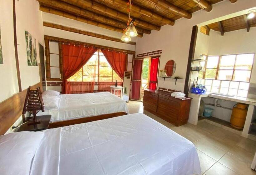 پانسیون Casa Surf Brother  S He Enalu