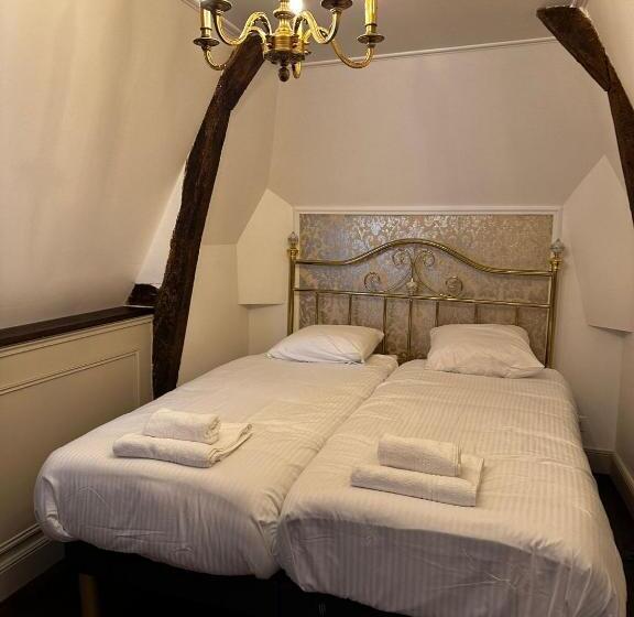 Пансион Chateau D Arts