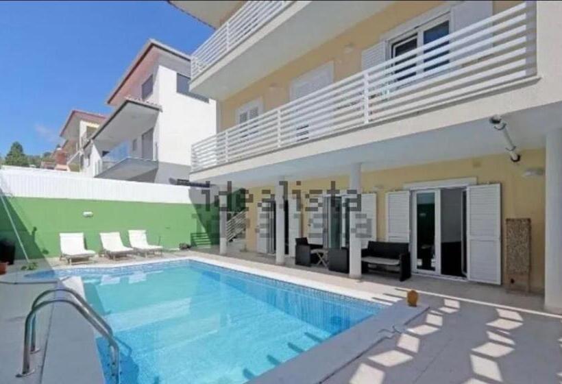 ペンション Confortable Double Room& Pool
