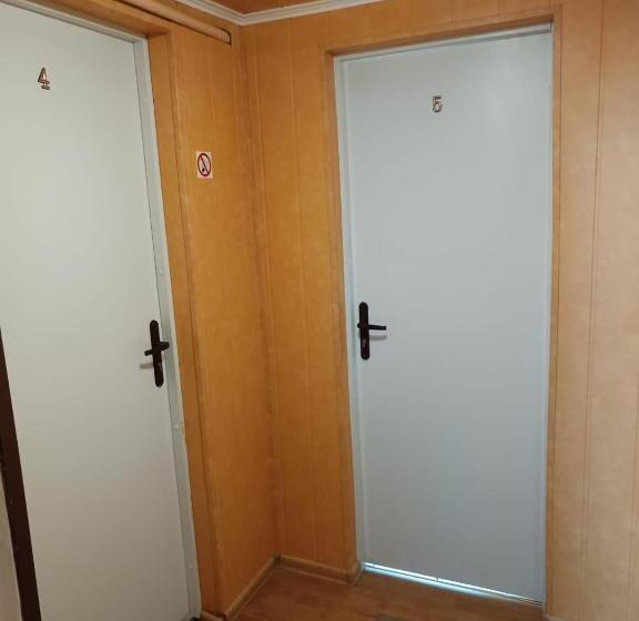 پانسیون Cosy Charming Hostel In Central Of Marijampole