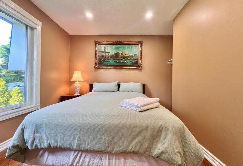 بنسيون Cozy Home Near Hillcrest Mall In Central Richmond Hill