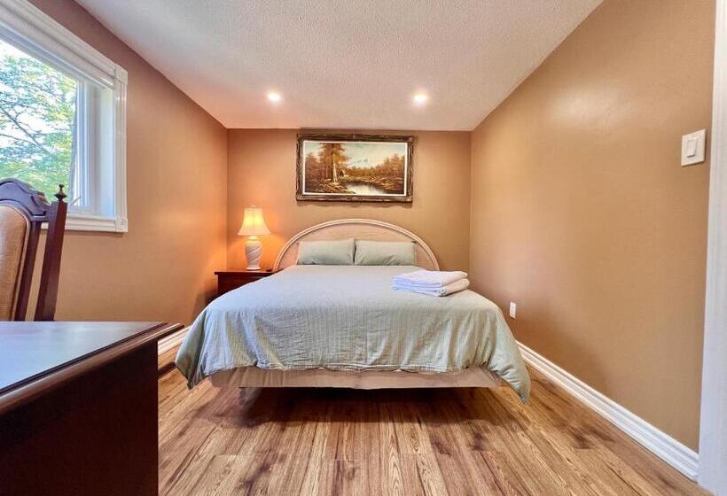 بنسيون Cozy Home Near Hillcrest Mall In Central Richmond Hill