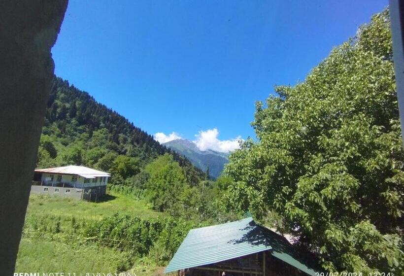 پانسیون Guest House Udziro