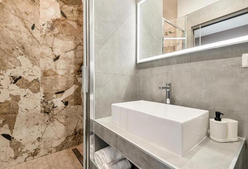 پانسیون Home 501 Guest House   La Spezia