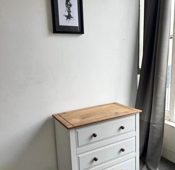 Пансион Islington Budget Guesthouse