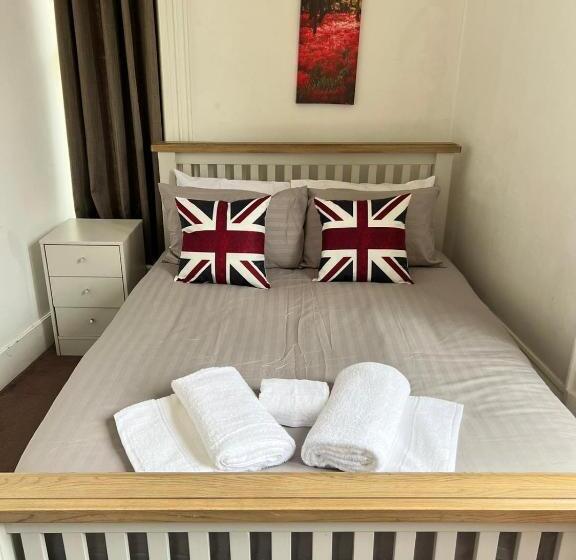 Пансион Islington Budget Guesthouse