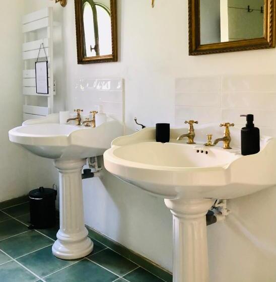 פנסיון La Demeure