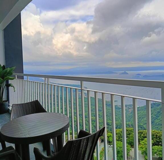 بنسيون Lakeview Penthouse By Timothy