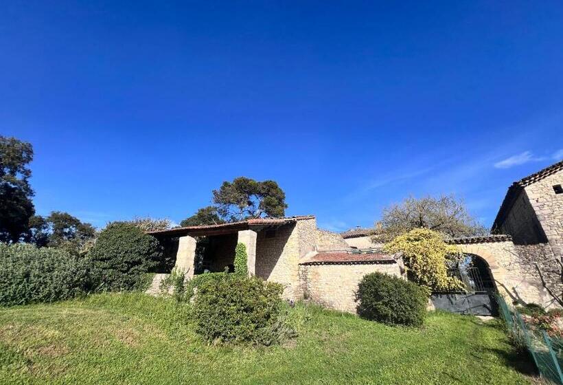 بنسيون Chambre D Hôte Lavande Lit King Size Double Lits Jumeaux Salle De Bain Et Terrasse Privatives