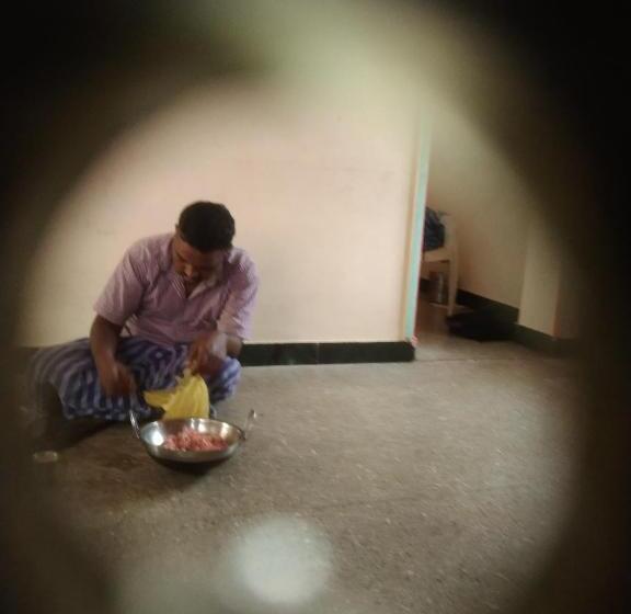 Пансион Rk Rooms For Bachelors