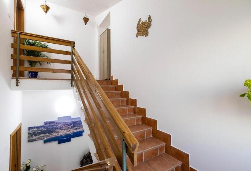 Пансион Rosy S Room