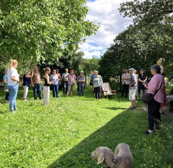 ペンション Schlamau19   Unterm Nussbaum