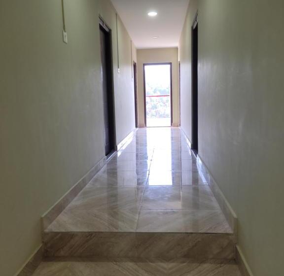 Пансион Vati Guesthouse