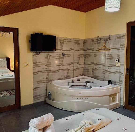 פנסיון Woodhouse