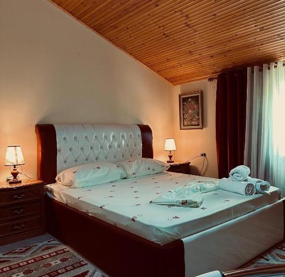 פנסיון Woodhouse