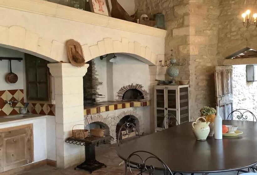 住宿加早餐  Chambre D Hôtes Commanderie