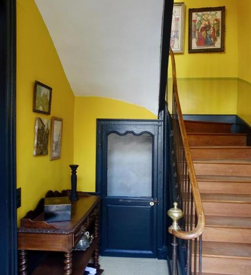 مبيت وإفطار Le Jardin Des Triomphes