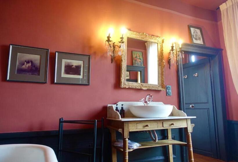 مبيت وإفطار Le Jardin Des Triomphes
