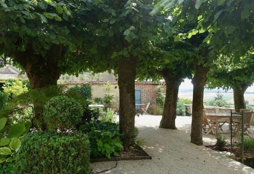 住宿加早餐  Le Jardin Des Triomphes