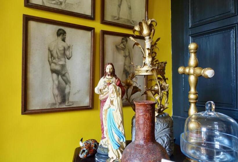 مبيت وإفطار Le Jardin Des Triomphes