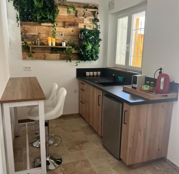 Bed and Breakfast Love Les 5 Sens Et La Sauvageonne