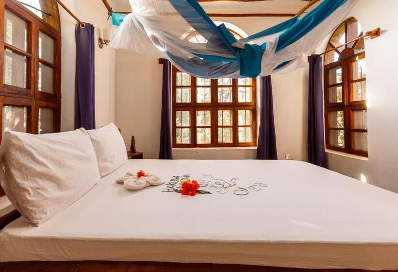 ベッドアンドブレックファースト Tropicana Boutique