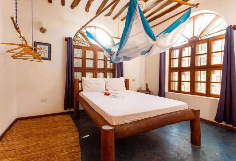 ベッドアンドブレックファースト Tropicana Boutique