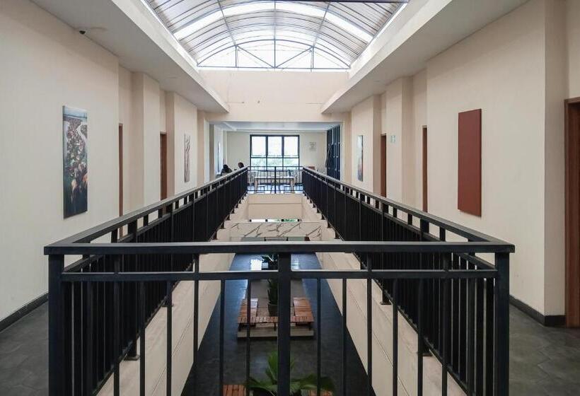 Deluma Hotel Syariah Redpartner