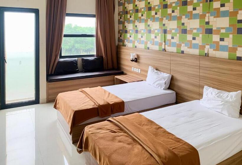 Deluma Hotel Syariah Redpartner