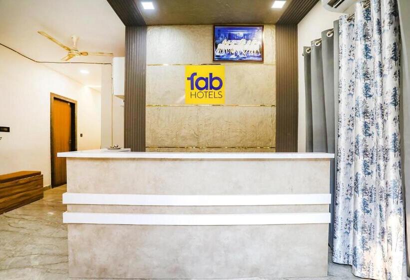 Fabhotel Vasudha