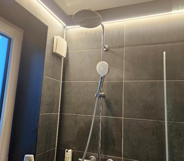 Hbr Hôtel By Hôtel