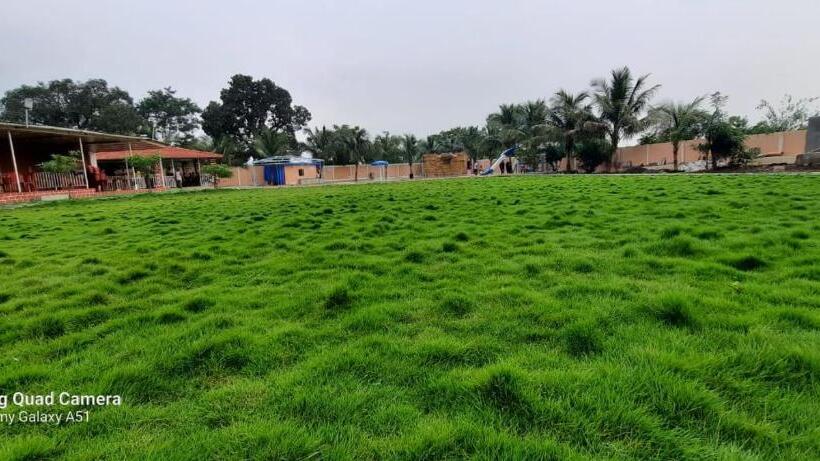 בית מלון כפרי B N Farm Badlapur