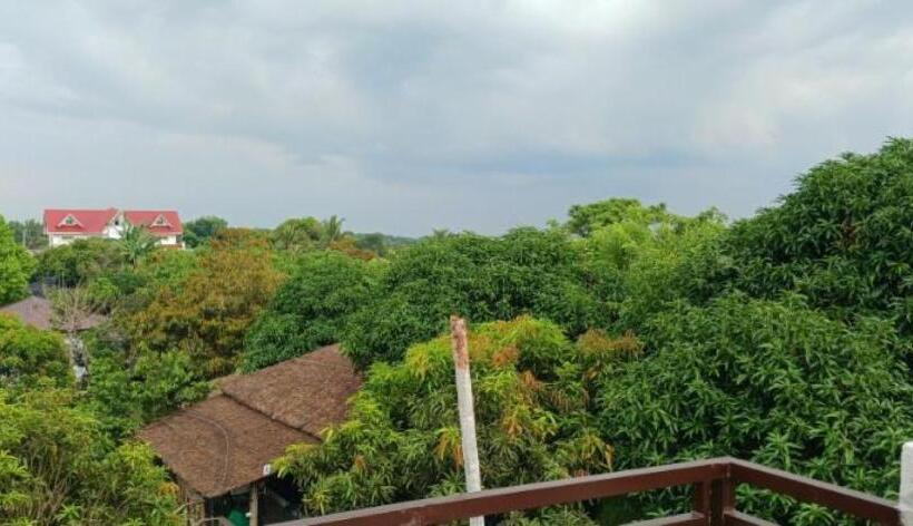 בית מלון כפרי Bf Farm Silang