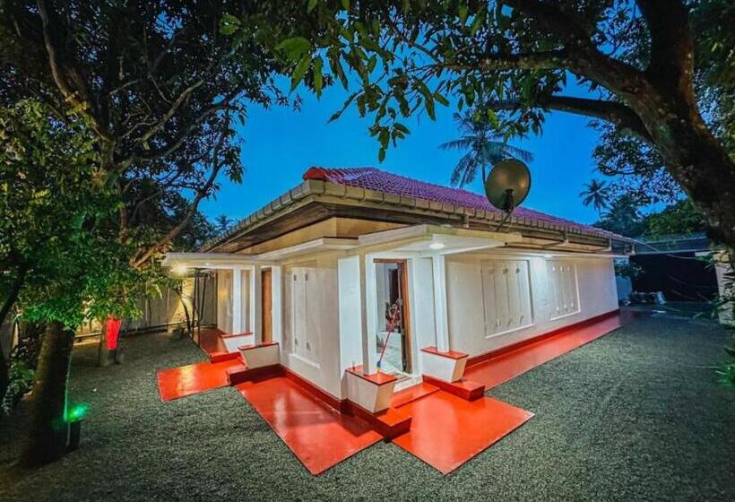 فندق Coastal Breeze