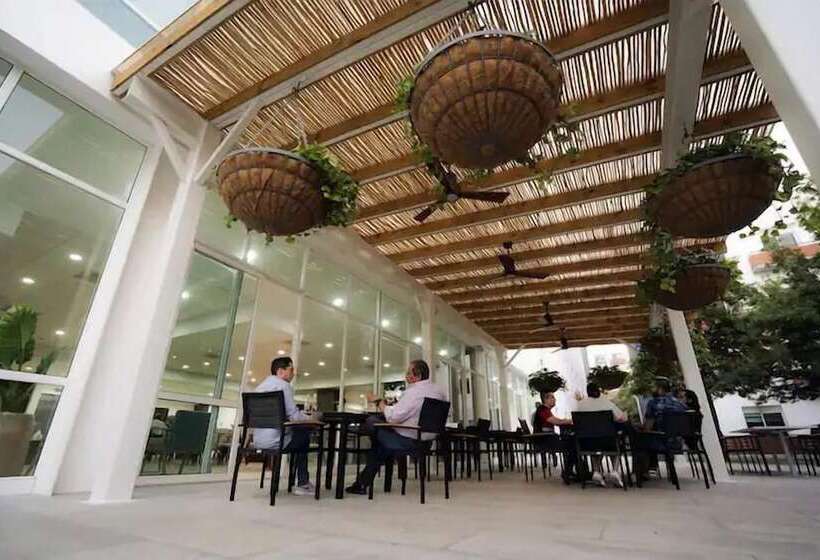 فندق Core Suites