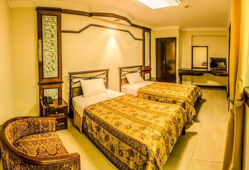 בית מלון כפרי Eiffel