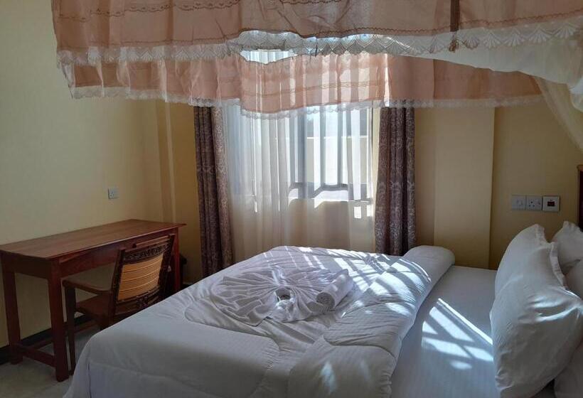 ホテル Gustina Zuzu Village Lodge