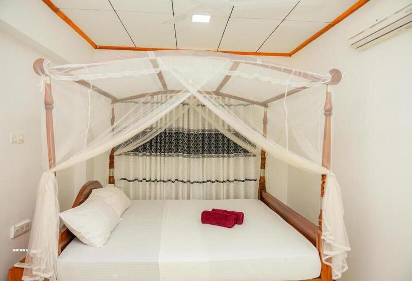 فندق Hanguk Villa Mirissa