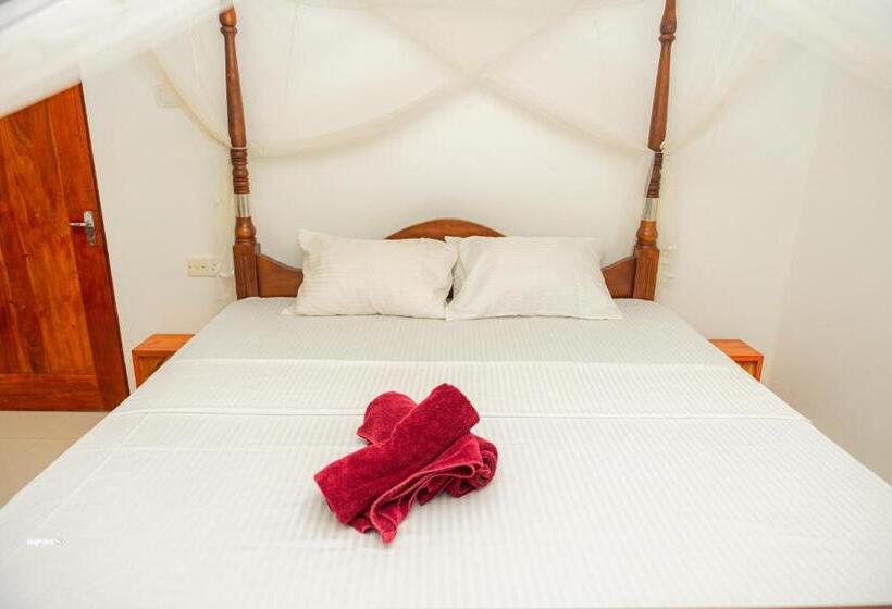 فندق Hanguk Villa Mirissa