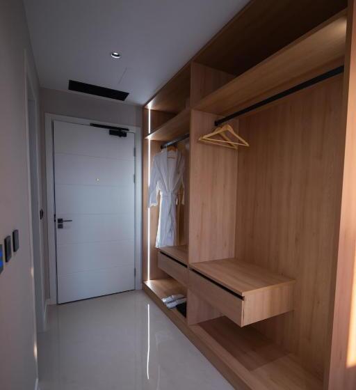 בית מלון כפרי Holiday