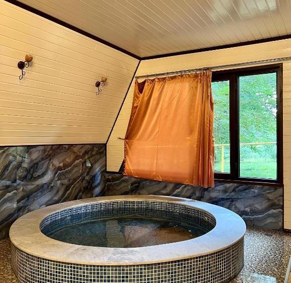 هتل Ocaq Ailəvi Istirahət Mərkəzi