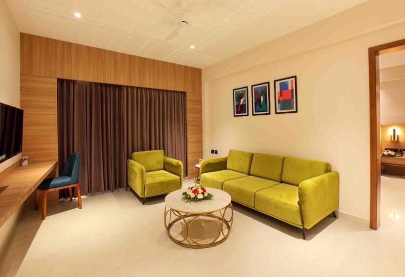 ホテル Park Residency Ayarkunnam