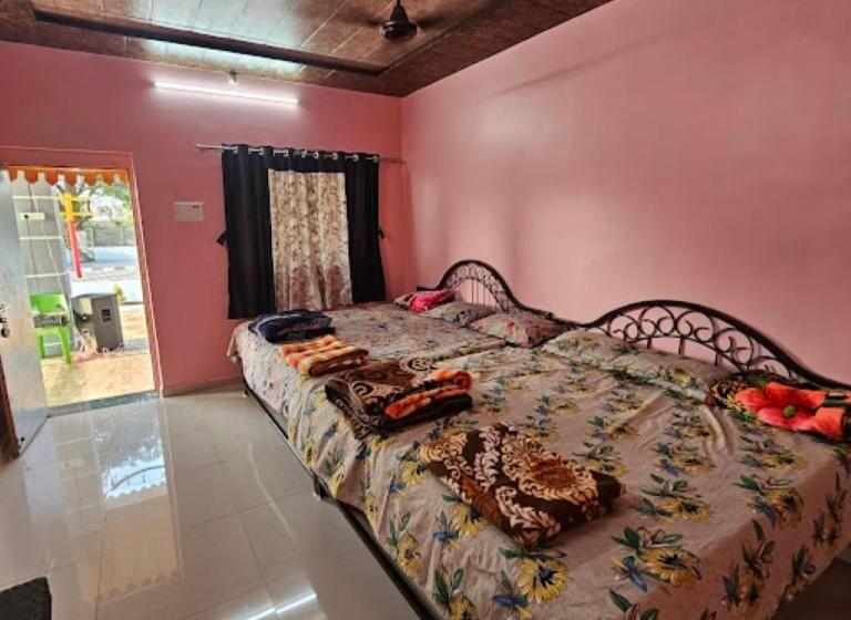 فندق Sai Leela Farm Badlapur