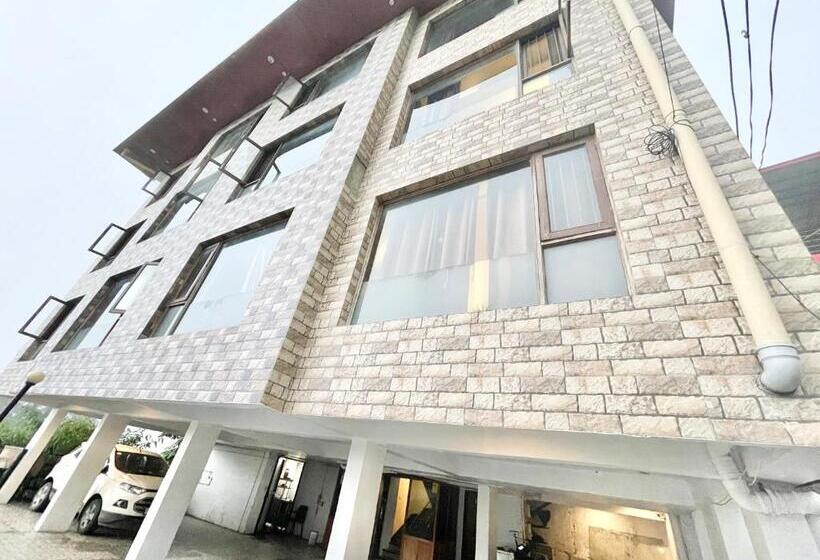 ホテル Savoy Residency Inn ! Mussoorie होटल सवॉय रेजीडेंसी इन, হোটেল সাভয় রেসিডেন্সি ইন , Near Mall Road H