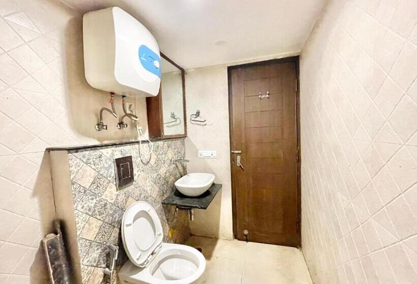 ホテル Savoy Residency Inn ! Mussoorie होटल सवॉय रेजीडेंसी इन, হোটেল সাভয় রেসিডেন্সি ইন , Near Mall Road H