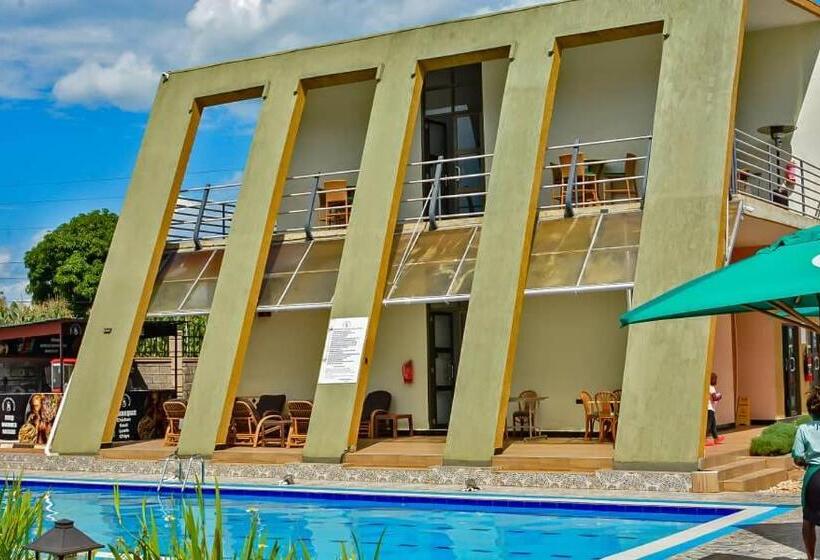 هتل Sierra Caves Resort Ltd