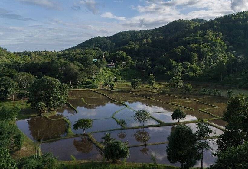 Отель Sirin Farm Chiang Rai