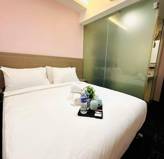 Hotel Swing & Pillows   Rawang Selangor Formerly Known As Sakura Tree