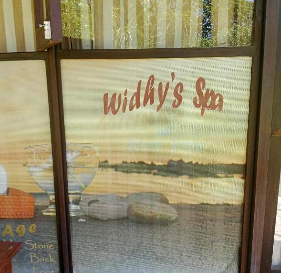 בית מלון כפרי The Beach Bungalows & Turtle Sanctuary