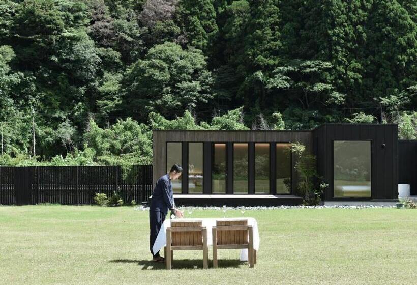 فندق The Lakotan